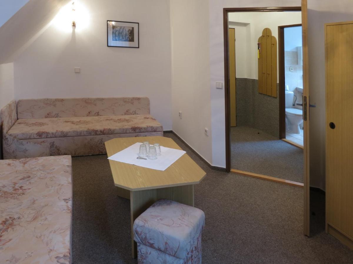 Pension Skaly Teplice nad Metuji Exterior photo